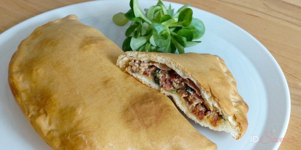 ID Saveurs Pizza calzone aux épinards, ricotta et jambon italien